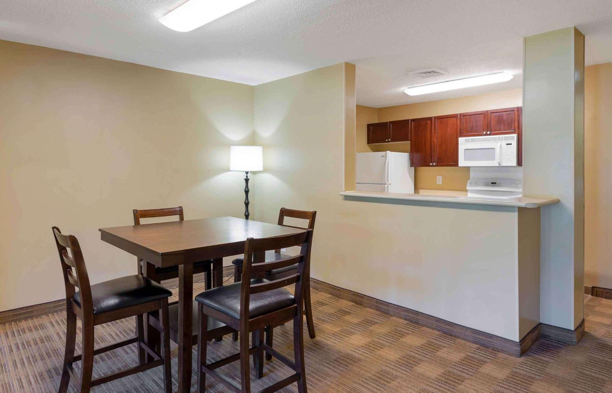 Hotel Extended America - Raleigh - Rtp - 4919 Miami Blvd