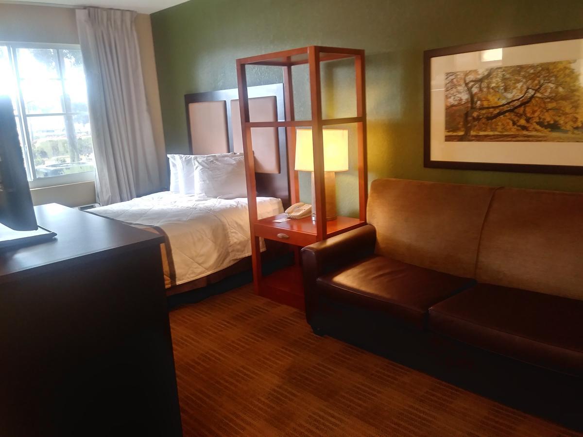 Extended America - Raleigh - Rtp - 4919 Miami Blvd Hotel 2*